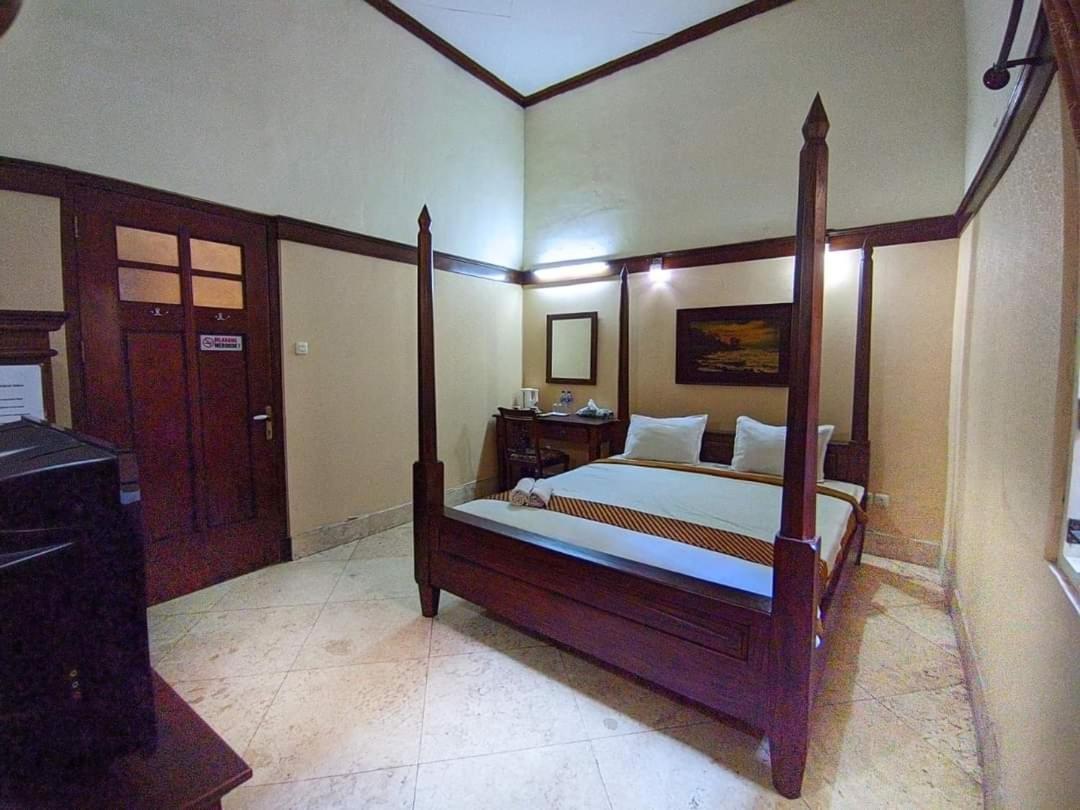 Guest House Teras Solo Syariah Extérieur photo