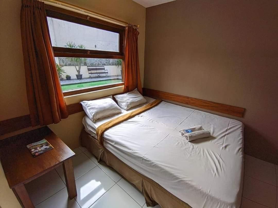 Guest House Teras Solo Syariah Extérieur photo