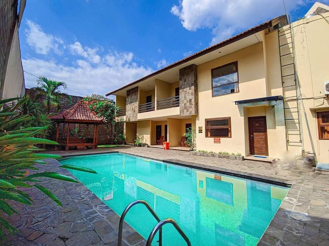 Guest House Teras Solo Syariah Extérieur photo